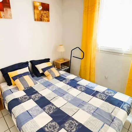 Maison T3 A 150 M De La Plage, Cap D'agde Avec Terrasse Et Parking Prive - Fr-1-769-19