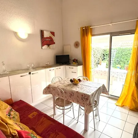 Maison T3 A 150 M De La Plage, Cap D'agde Avec Terrasse Et Parking Prive - Fr-1-769-19 Feriehus *
